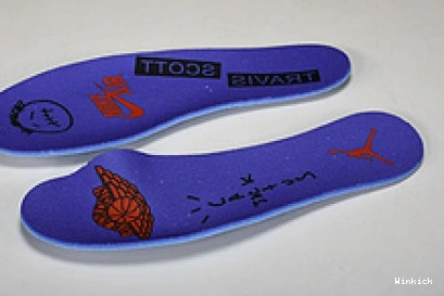 Travis Check The Scott FZ8117-900 x Jordan Cut 1122